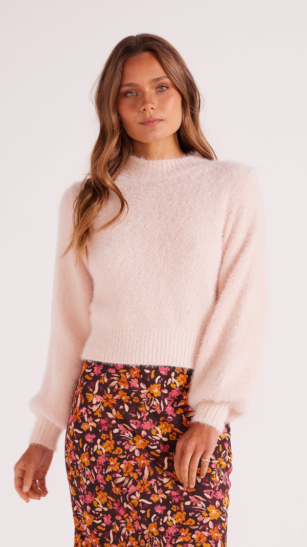 Pale pink fluffy jumper sale