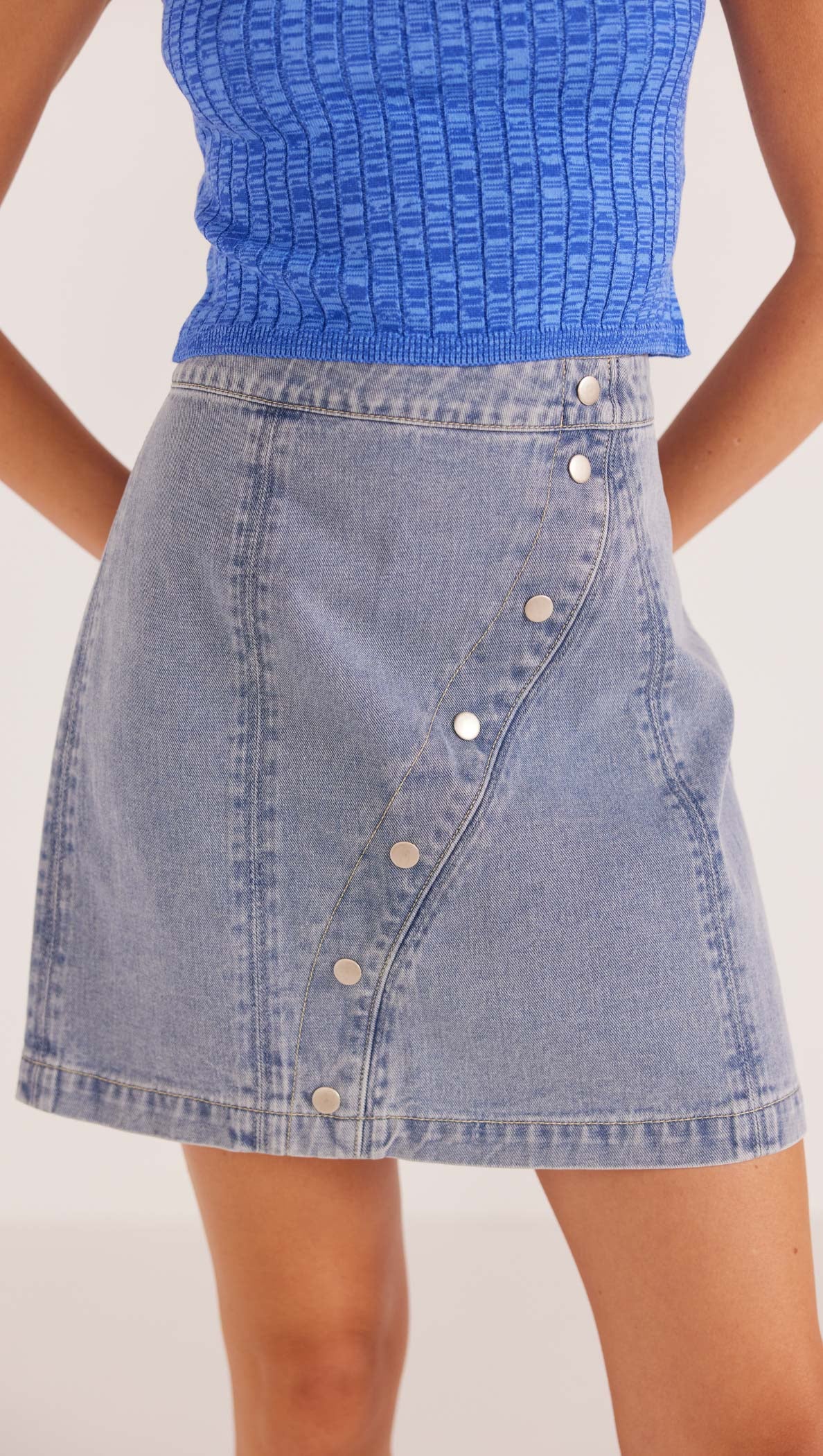 JESSIE DENIM MINI SKIRT-MINKPINK